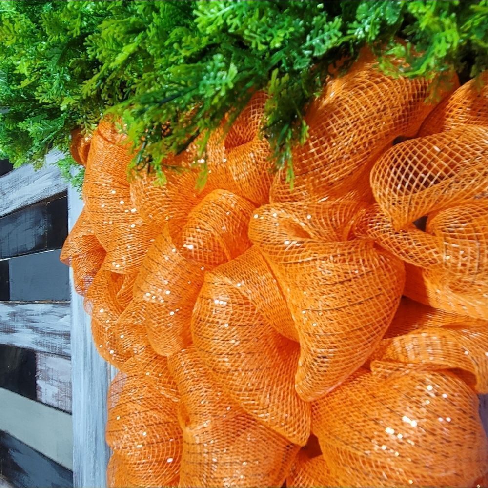 Carrot Wreath  - Picture 7 of 9